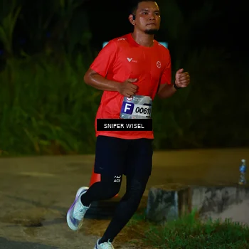 Runner Photo 8406328