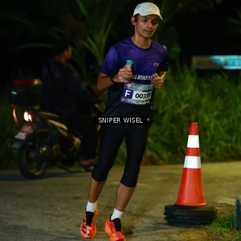 Runner Photo 8406334