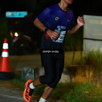 Runner Photo 8406340