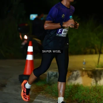 Runner Photo 8406342
