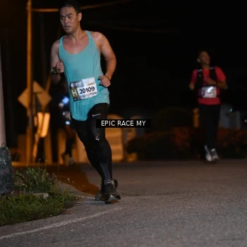 Runner Photo 8406344