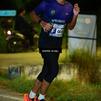 Runner Photo 8406348