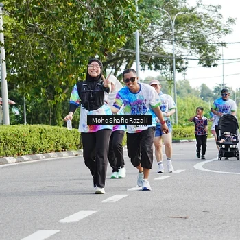 Runner Photo 8406357