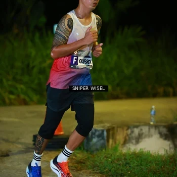 Runner Photo 8406358