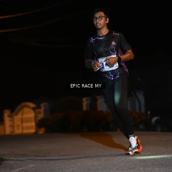 Runner Photo 8406364