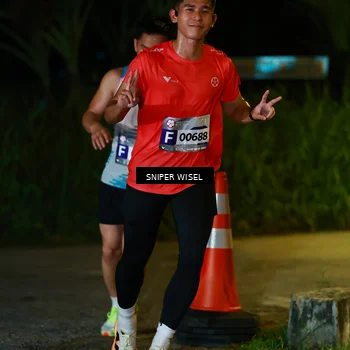Runner Photo 8406373