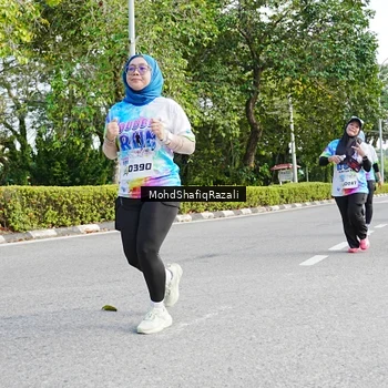 Runner Photo 8406420