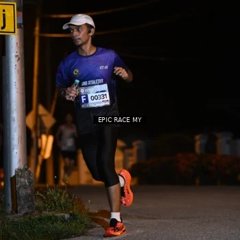 Runner Photo 8406472