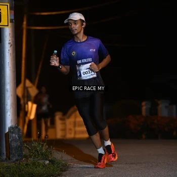 Runner Photo 8406473