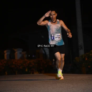 Runner Photo 8406475