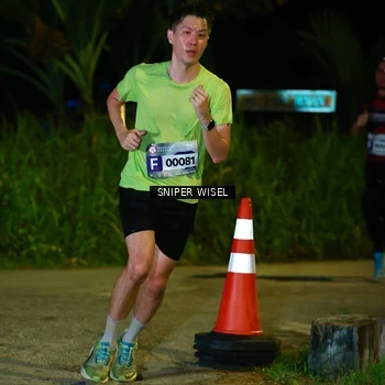 Runner Photo 8406506