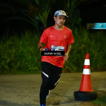 Runner Photo 8406519