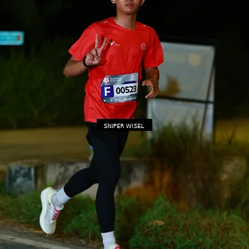Runner Photo 8406529