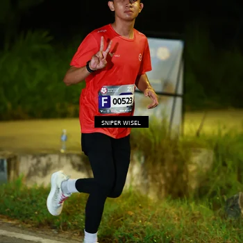 Runner Photo 8406537