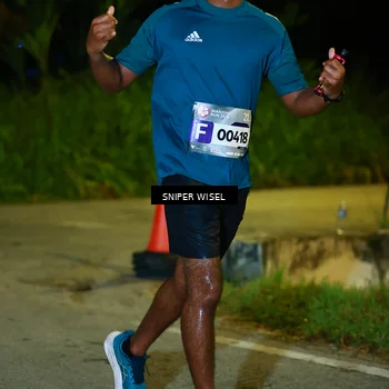 Runner Photo 8406542