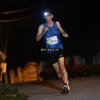 Runner Photo 8406558