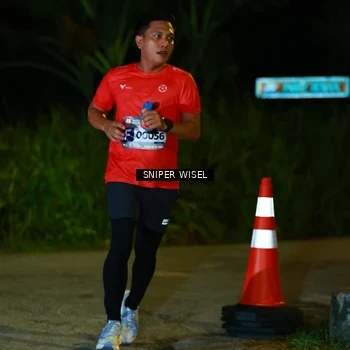 Runner Photo 8406562