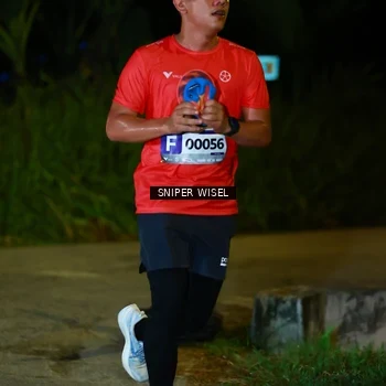 Runner Photo 8406573