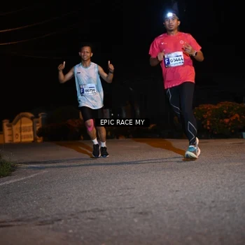 Runner Photo 8406575
