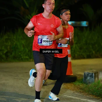 Runner Photo 8406600