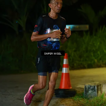 Runner Photo 8406631