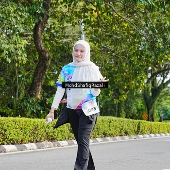Runner Photo 8406636