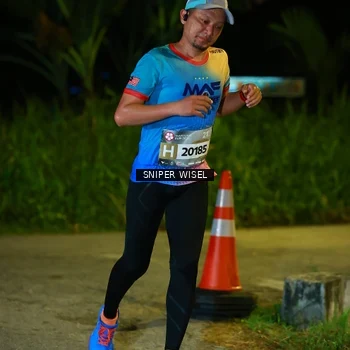Runner Photo 8406646