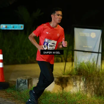Runner Photo 8406668