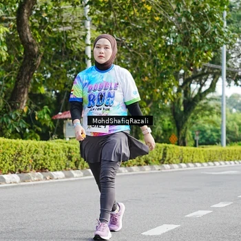 Runner Photo 8406673