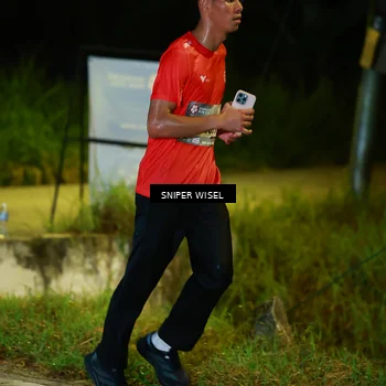 Runner Photo 8406675