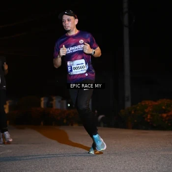 Runner Photo 8406676