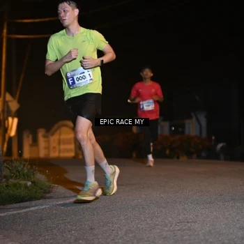 Runner Photo 8406697
