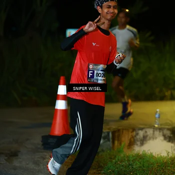 Runner Photo 8406699