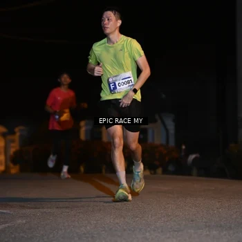 Runner Photo 8406700