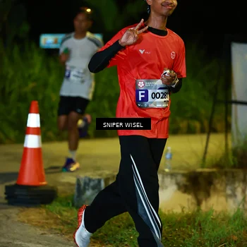 Runner Photo 8406705