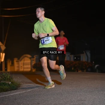 Runner Photo 8406722