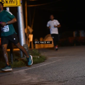 Runner Photo 8406726