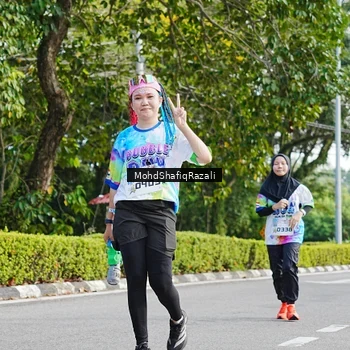 Runner Photo 8406728