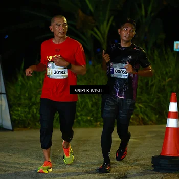Runner Photo 8406731