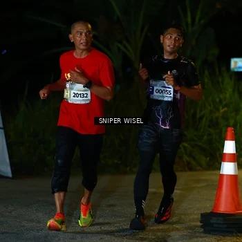 Runner Photo 8406734