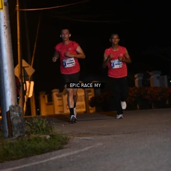 Runner Photo 8406737