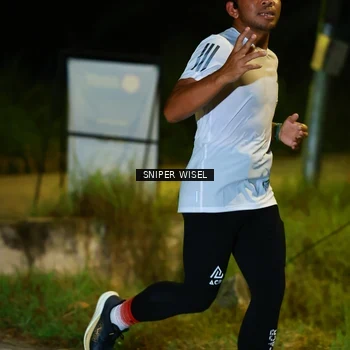 Runner Photo 8406738