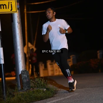 Runner Photo 8406742