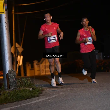 Runner Photo 8406746