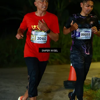 Runner Photo 8406748