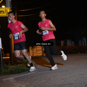 Runner Photo 8406756