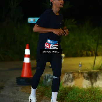 Runner Photo 8406786