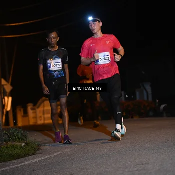 Runner Photo 8406792
