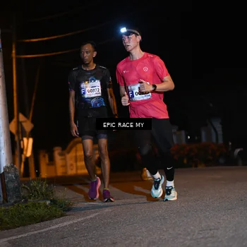 Runner Photo 8406795