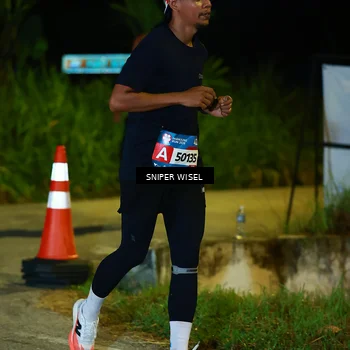 Runner Photo 8406796